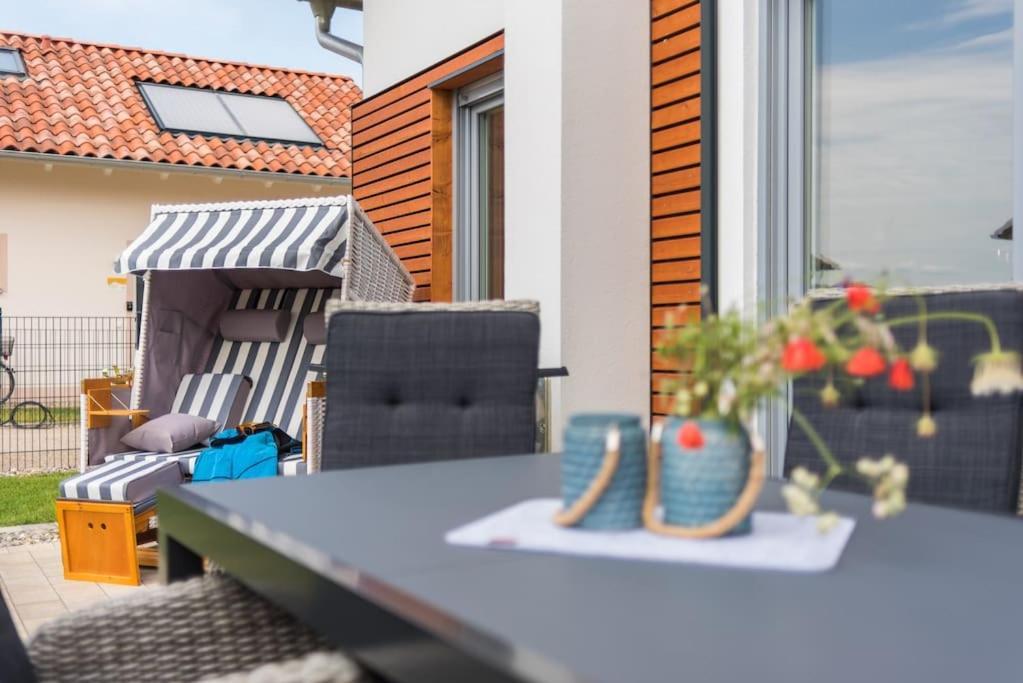5 Sterne-Ferienhaus Eisvogel Am See Mit Sauna Und Kamin Krakow am See Buitenkant foto