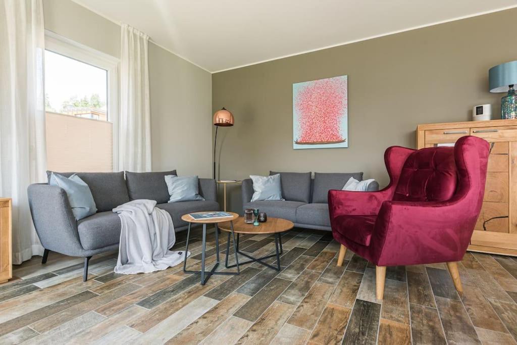 5 Sterne-Ferienhaus Eisvogel Am See Mit Sauna Und Kamin Krakow am See Buitenkant foto