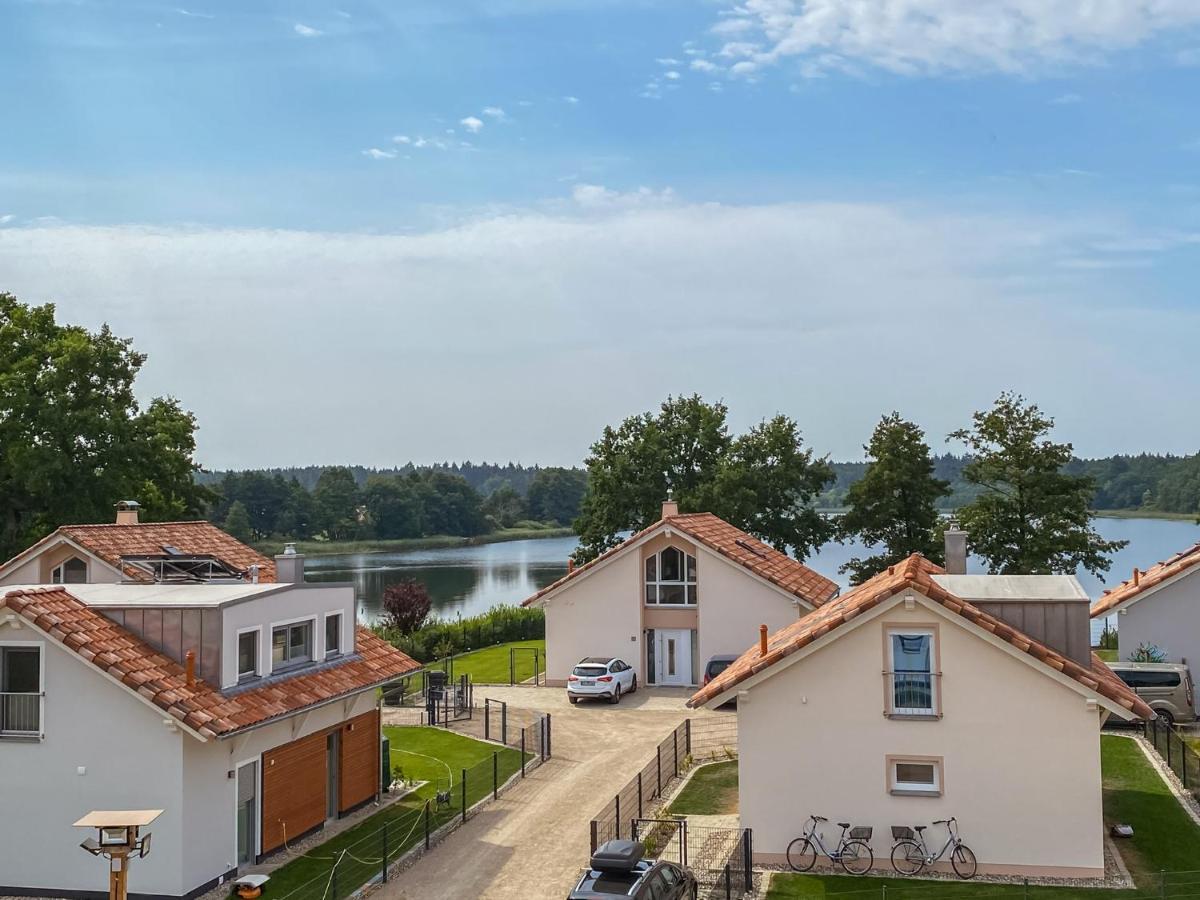 5 Sterne-Ferienhaus Eisvogel Am See Mit Sauna Und Kamin Krakow am See Buitenkant foto